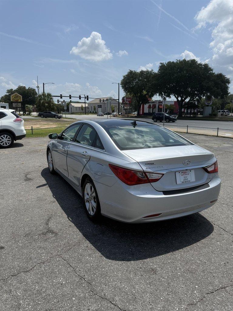 2013 Hyundai Sonata - $6,100