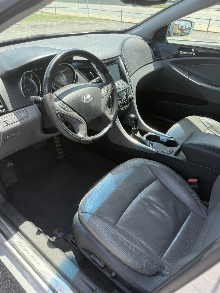 2013 Hyundai Sonata - $6,100