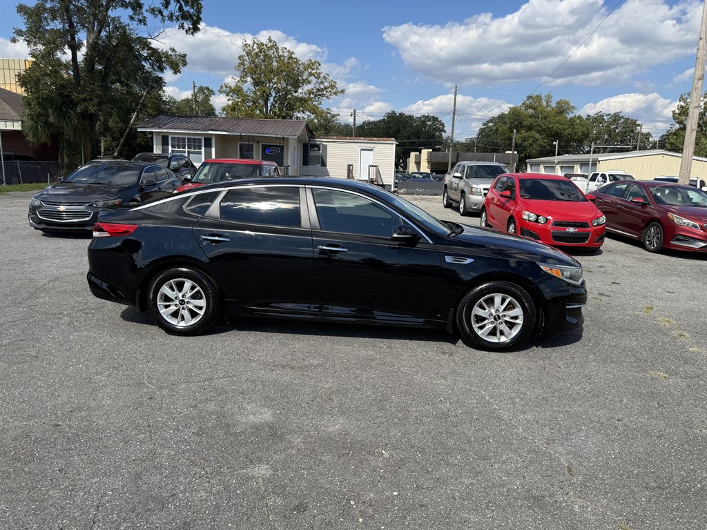 2016 Kia Optima - $5,199