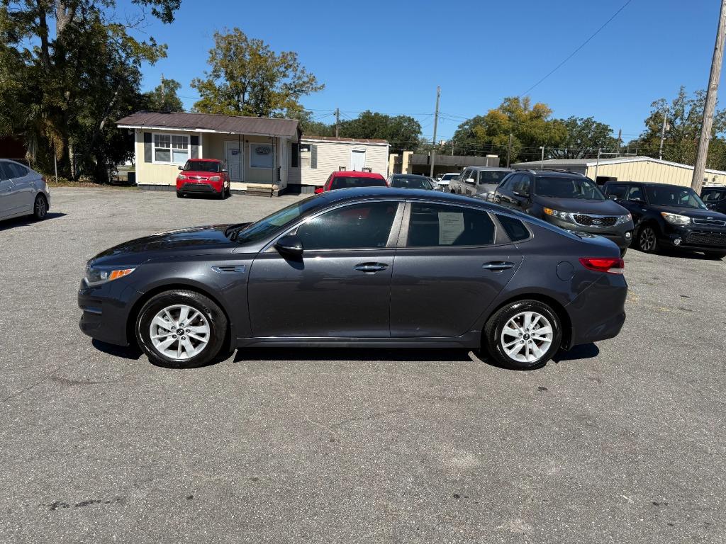 2017 Kia Optima - $6,299