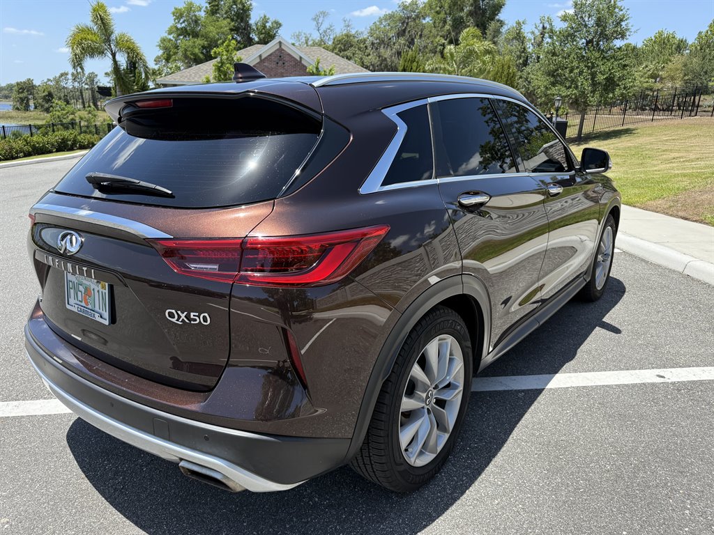 2020 Infiniti QX50 Luxe photo