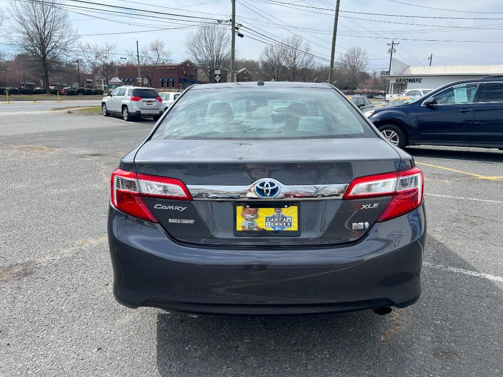 2012 Toyota Camry Hybrid LE photo