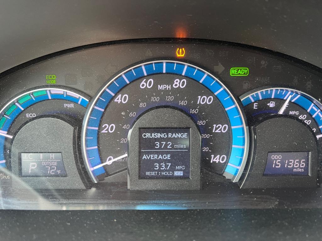 2012 Toyota Camry Hybrid LE photo