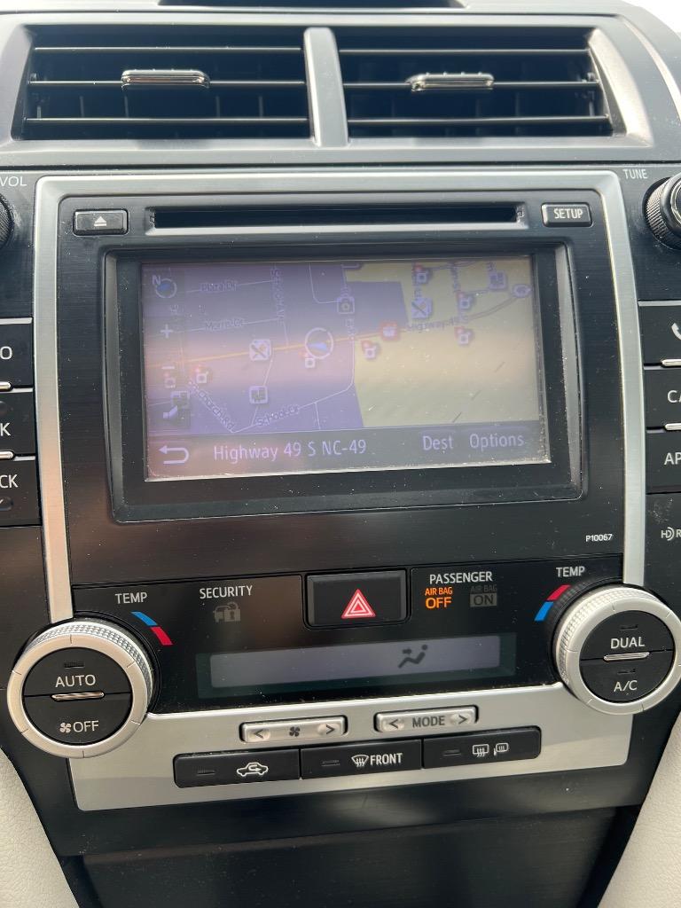 2012 Toyota Camry Hybrid LE photo