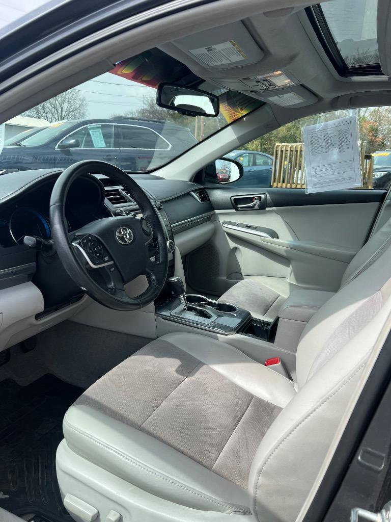 2012 Toyota Camry Hybrid LE photo