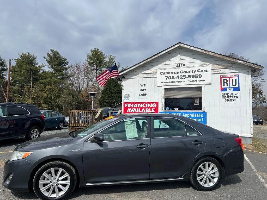 2012 Toyota Camry Hybrid LE photo