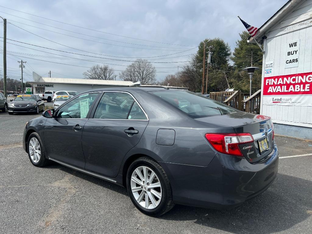 2012 Toyota Camry Hybrid LE photo
