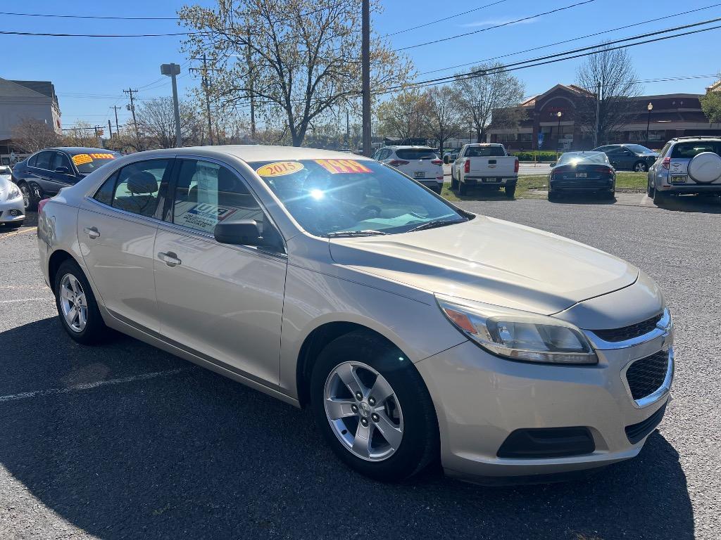 2015 Chevrolet Malibu LS photo
