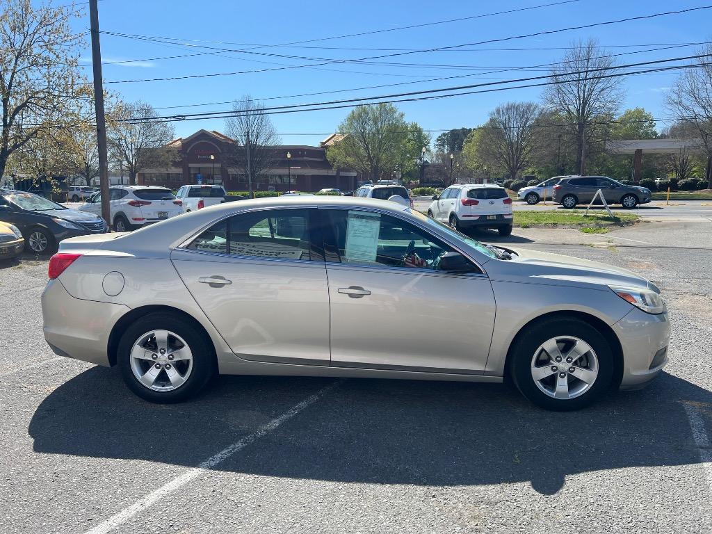 2015 Chevrolet Malibu LS photo