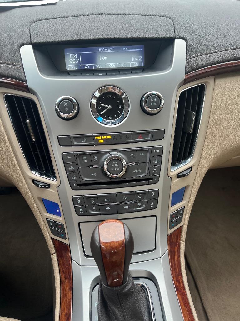 2010 Cadillac CTS 3.0L V6 Luxury photo