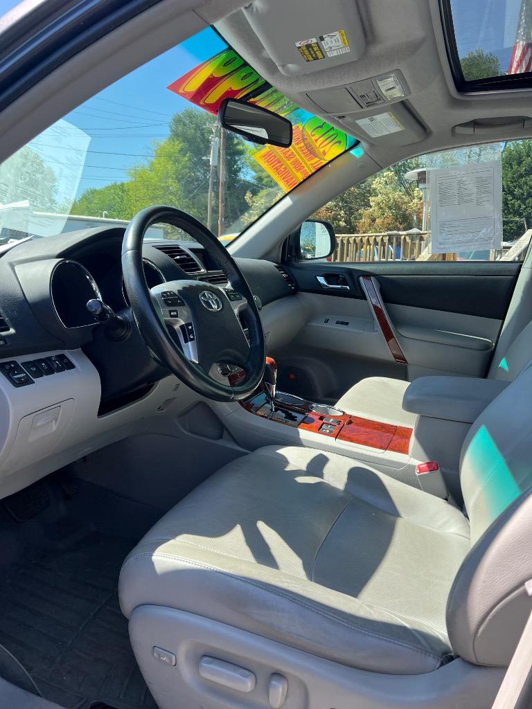 2013 Toyota Highlander Limited photo