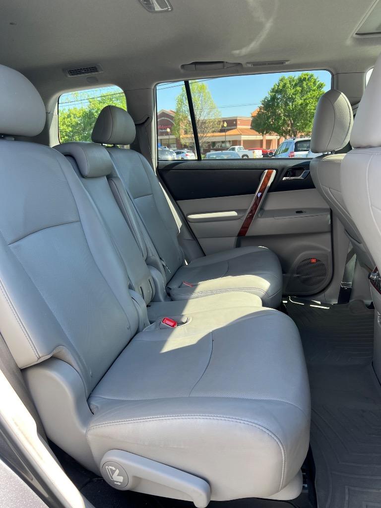2013 Toyota Highlander Limited photo