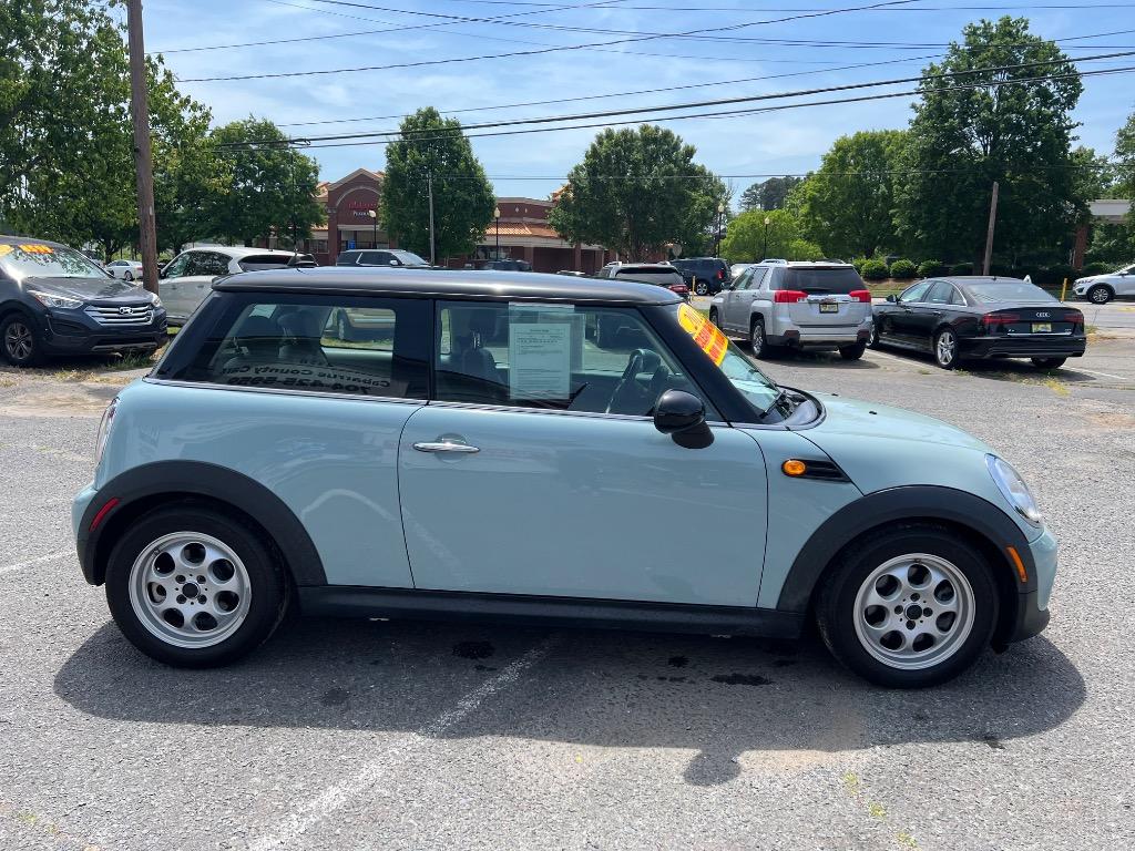 2012 MINI Cooper photo
