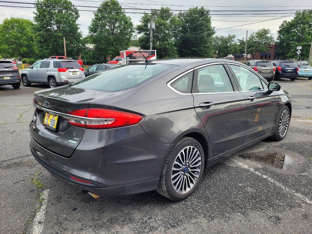 2017 Ford Fusion SE photo