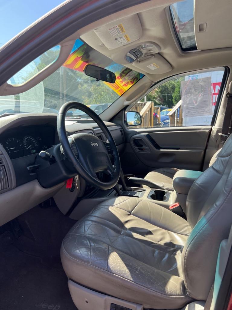 2003 Jeep Grand Cherokee Laredo photo