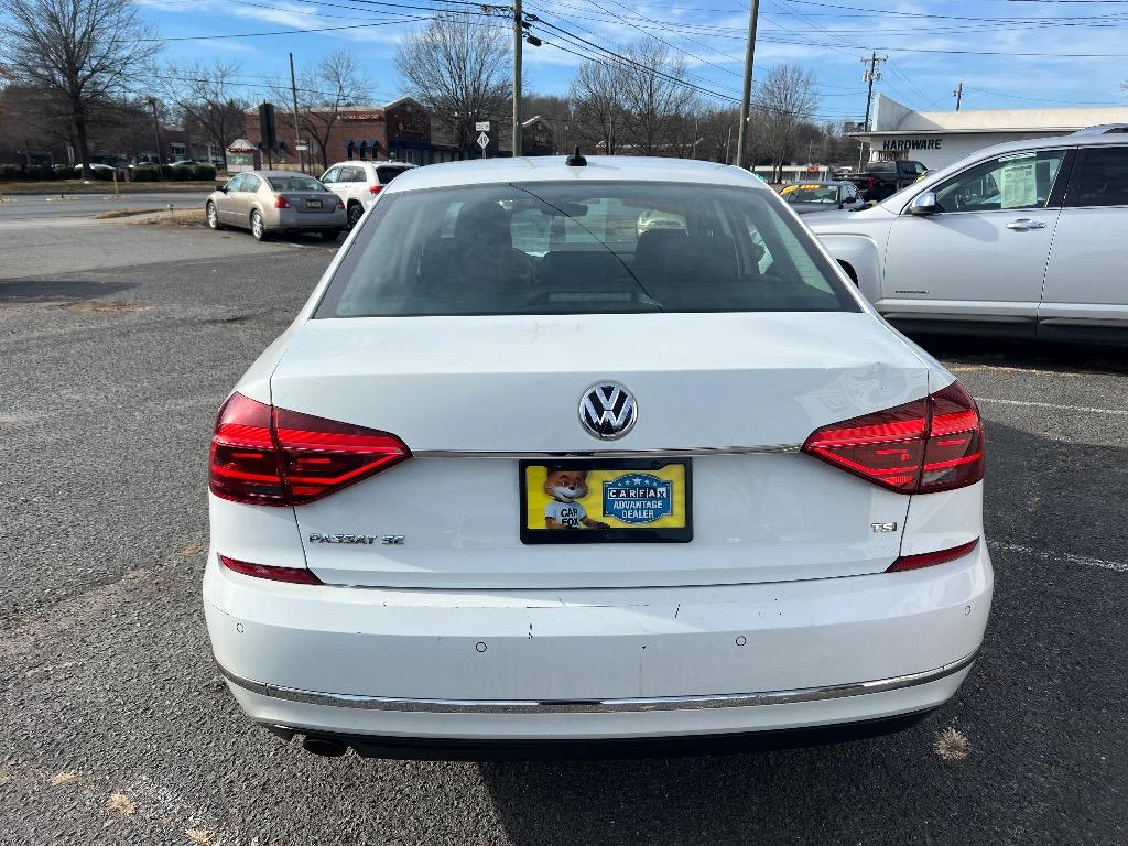 2017 Volkswagen Passat - $8,999