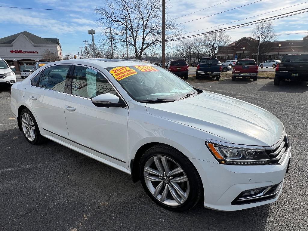 2017 Volkswagen Passat - $8,999