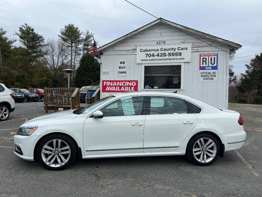 2017 Volkswagen Passat - $8,999