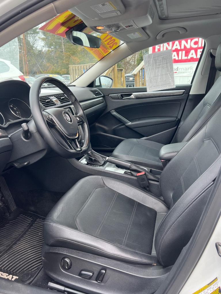2017 Volkswagen Passat - $8,999