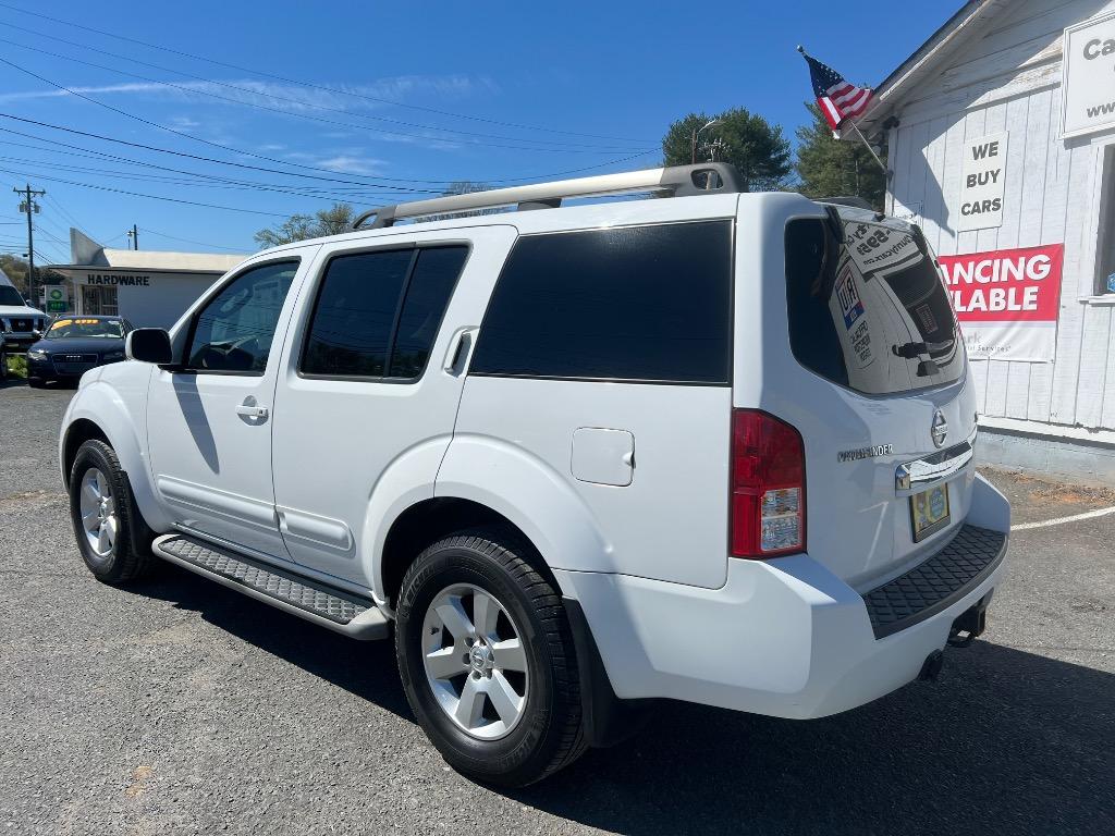2010 Nissan Pathfinder - $8,399