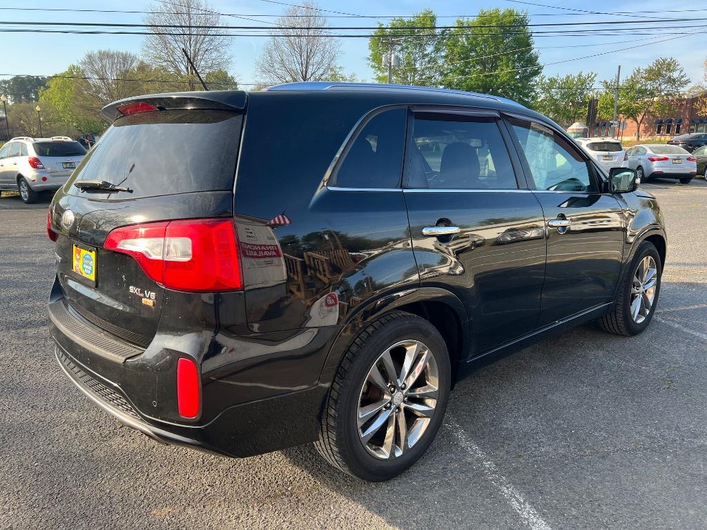 2014 Kia Sorento - $7,999
