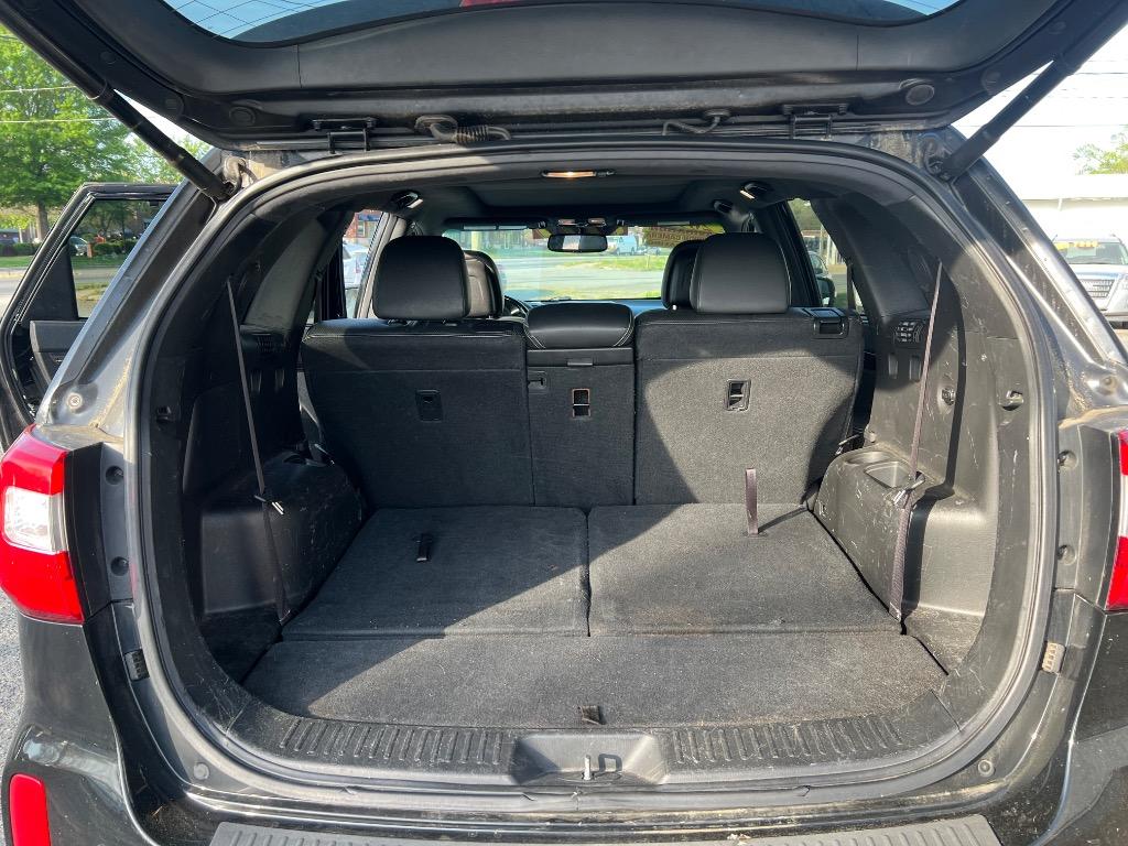 2014 Kia Sorento - $7,999