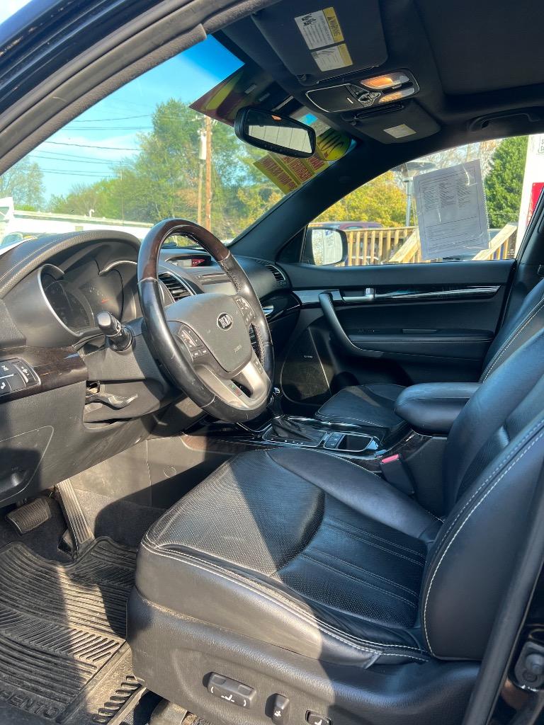 2014 Kia Sorento - $7,999