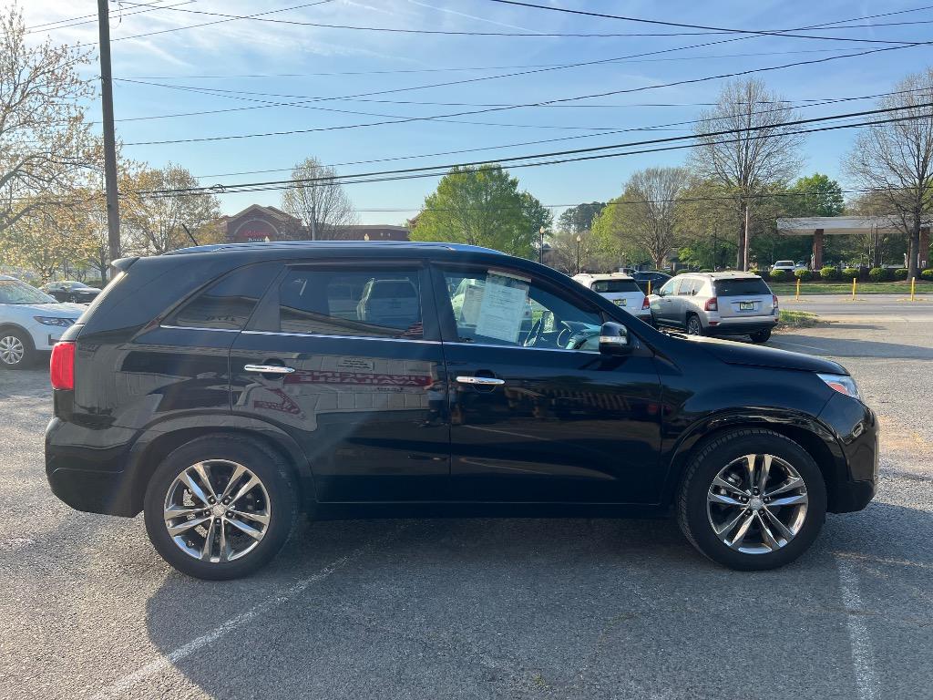 2014 Kia Sorento - $7,999