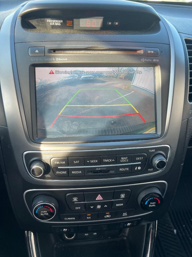 2014 Kia Sorento - $7,999