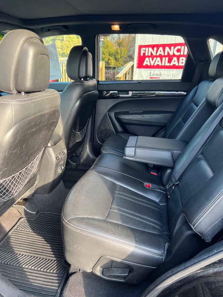 2014 Kia Sorento - $7,999