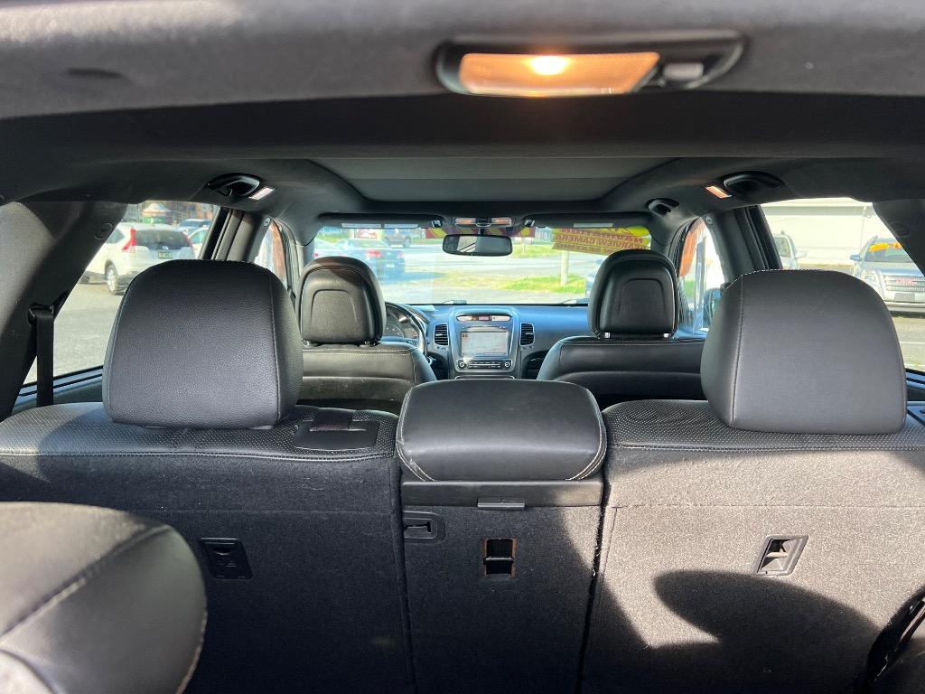 2014 Kia Sorento - $7,999