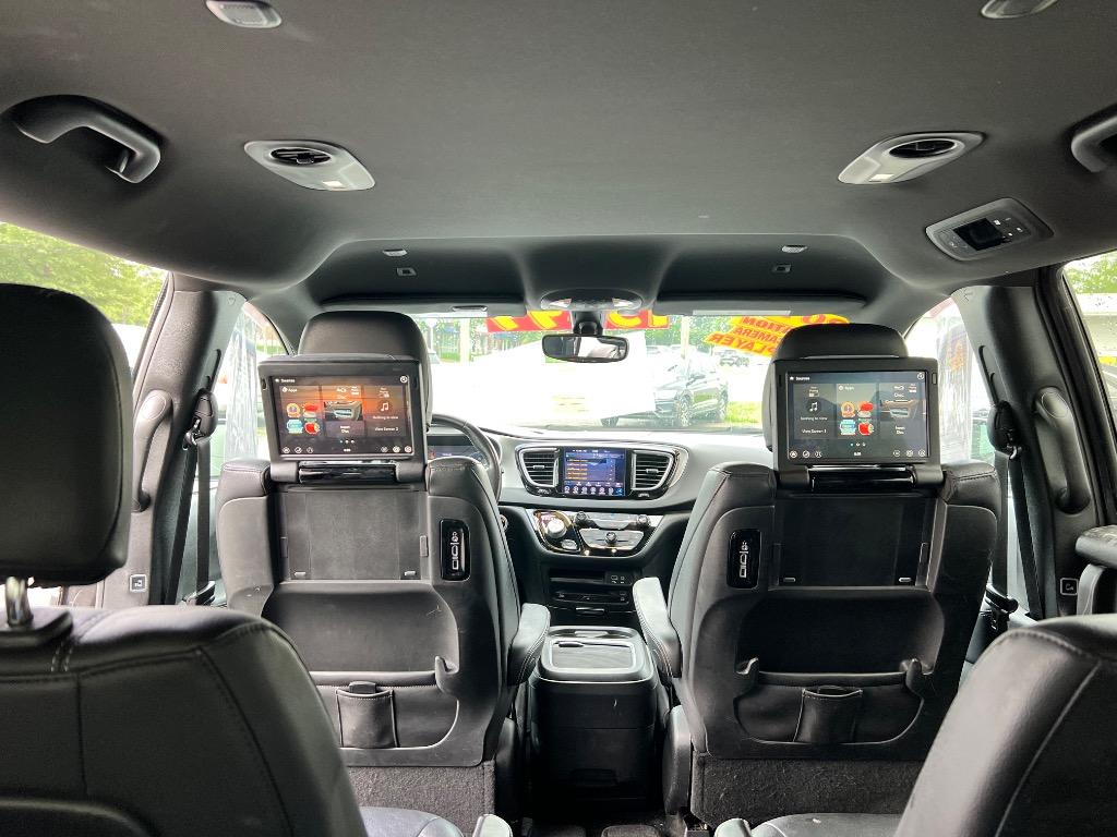 2019 Chrysler Pacifica - $11,999