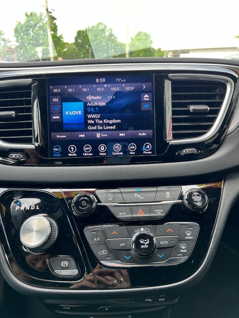 2019 Chrysler Pacifica - $11,999
