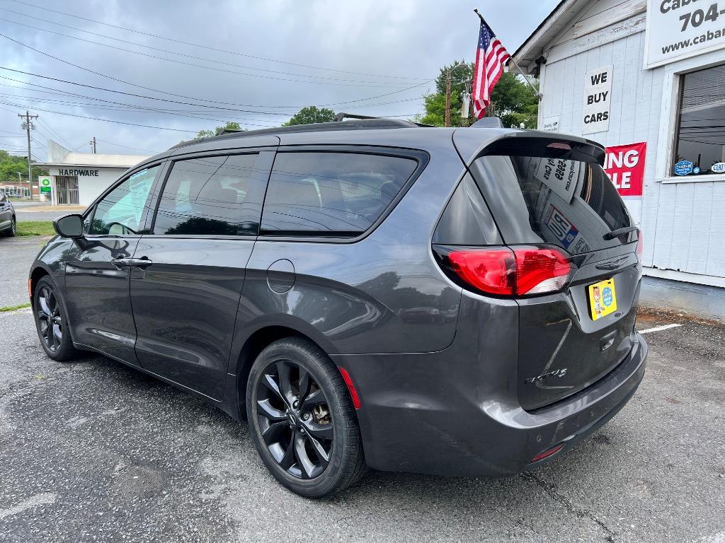 2019 Chrysler Pacifica - $11,999