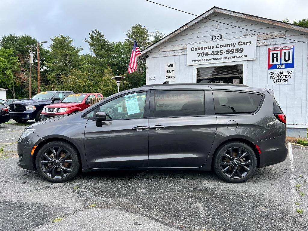 2019 Chrysler Pacifica - $11,999