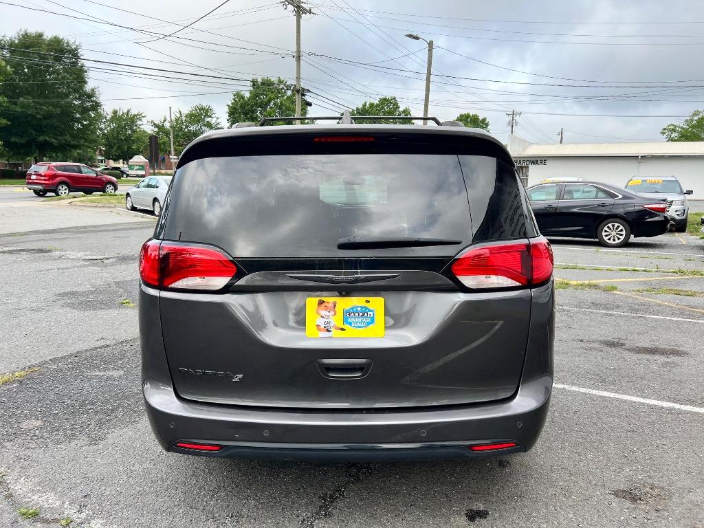 2019 Chrysler Pacifica - $11,999