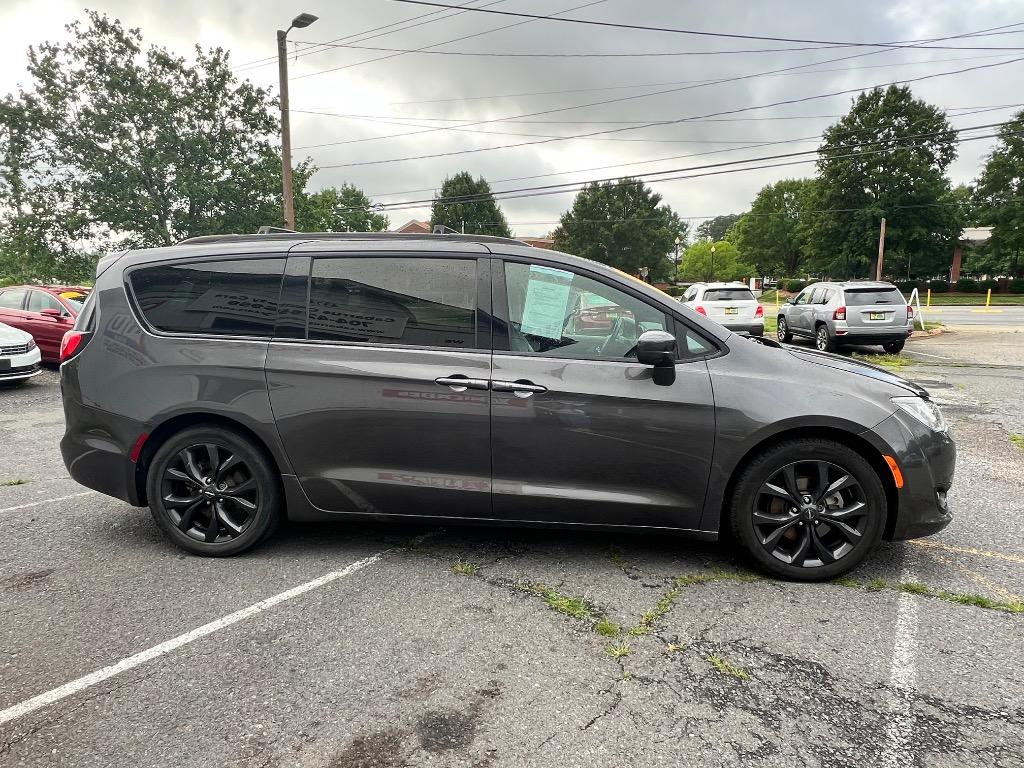 2019 Chrysler Pacifica - $11,999