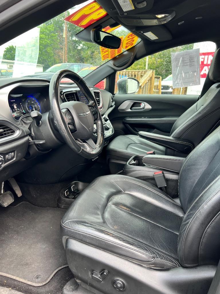2019 Chrysler Pacifica - $11,999