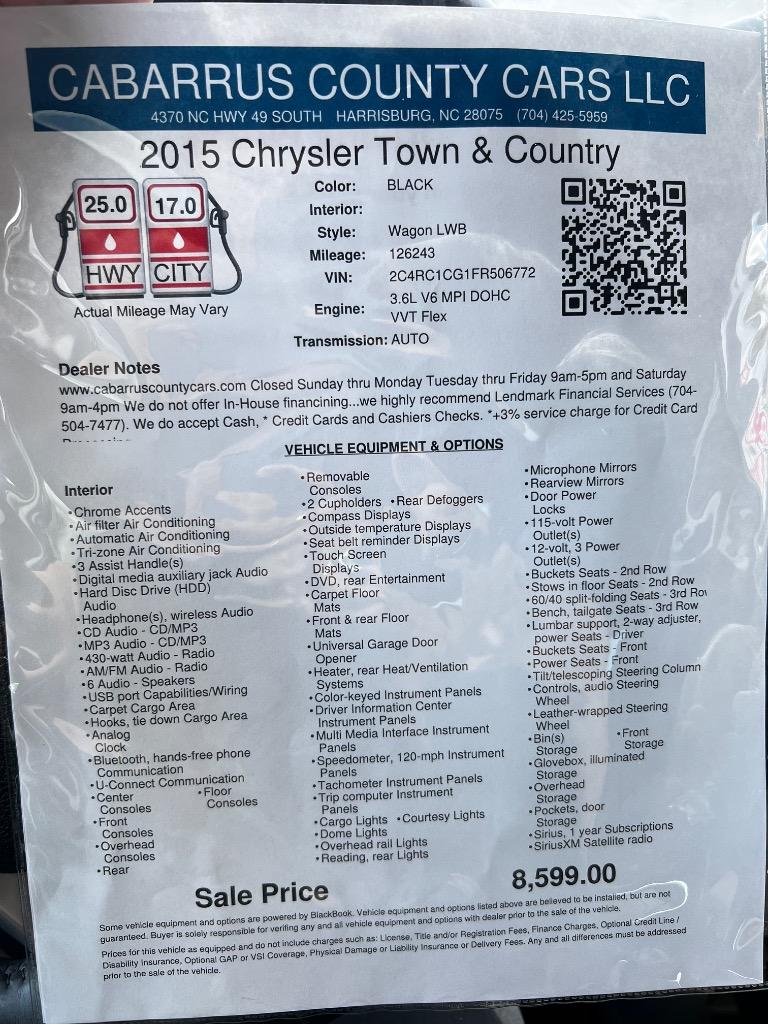 2015 Chrysler Town And Country - $9,198