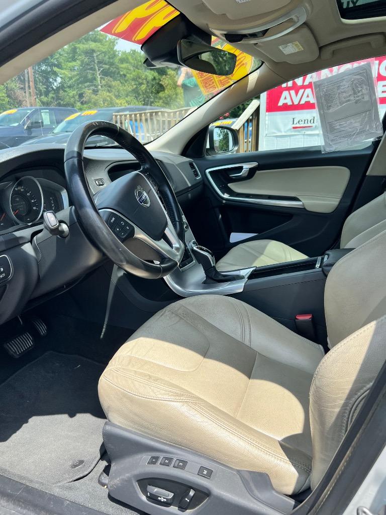 2017 Volvo S60 - $10,599