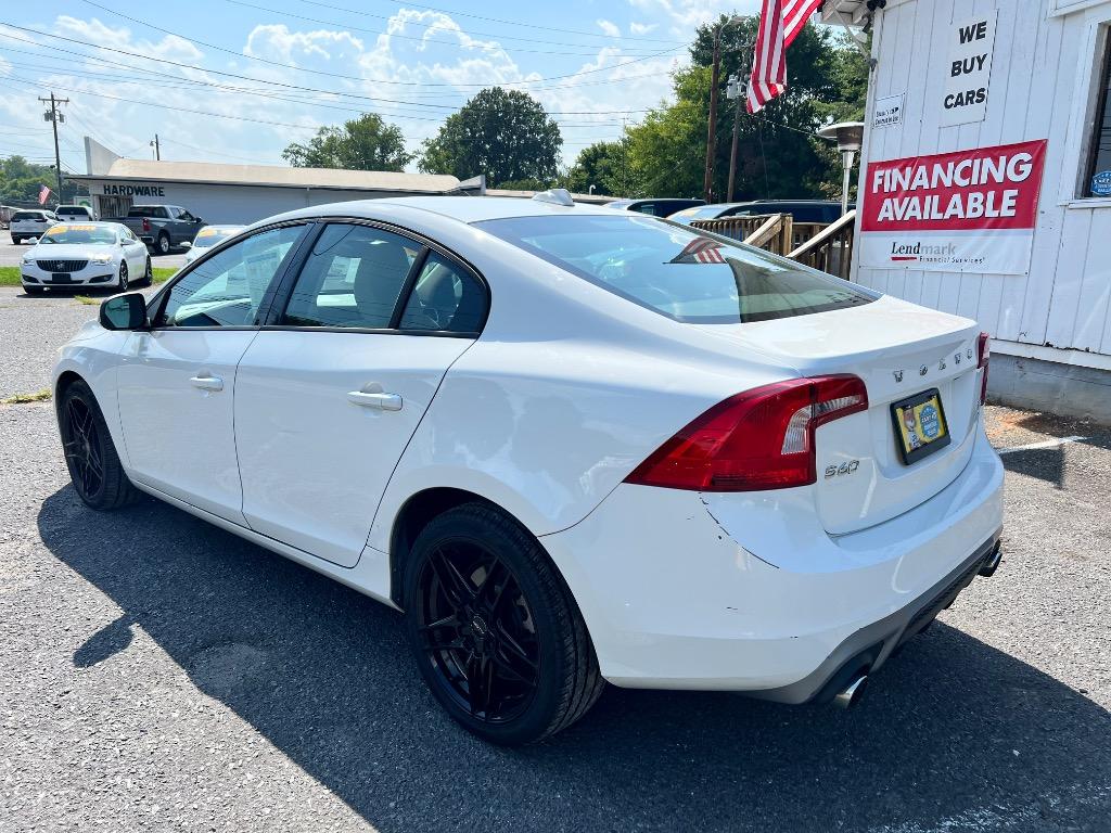 2017 Volvo S60 - $10,599