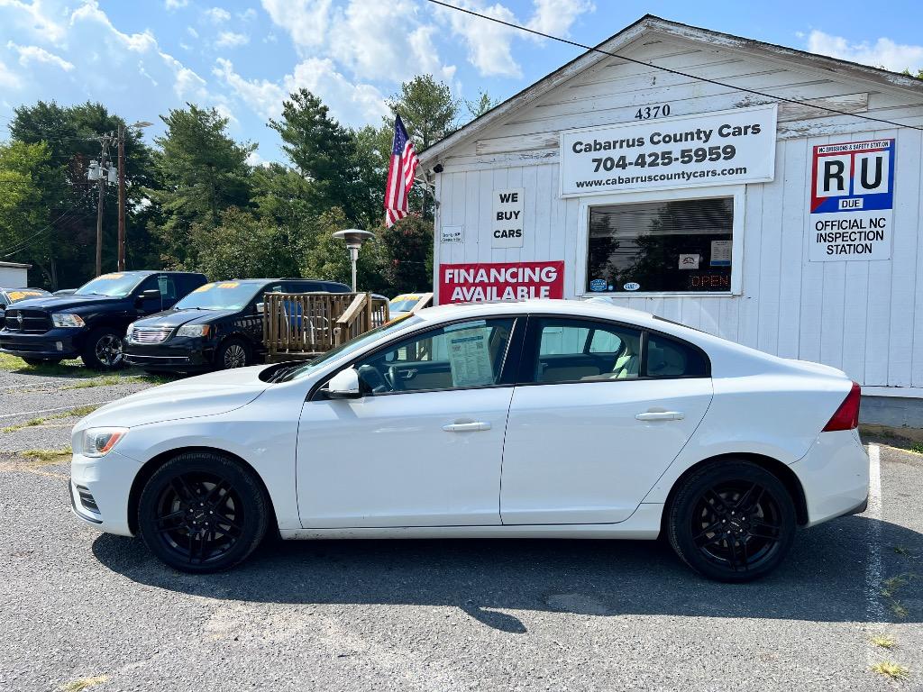 2017 Volvo S60 - $10,599