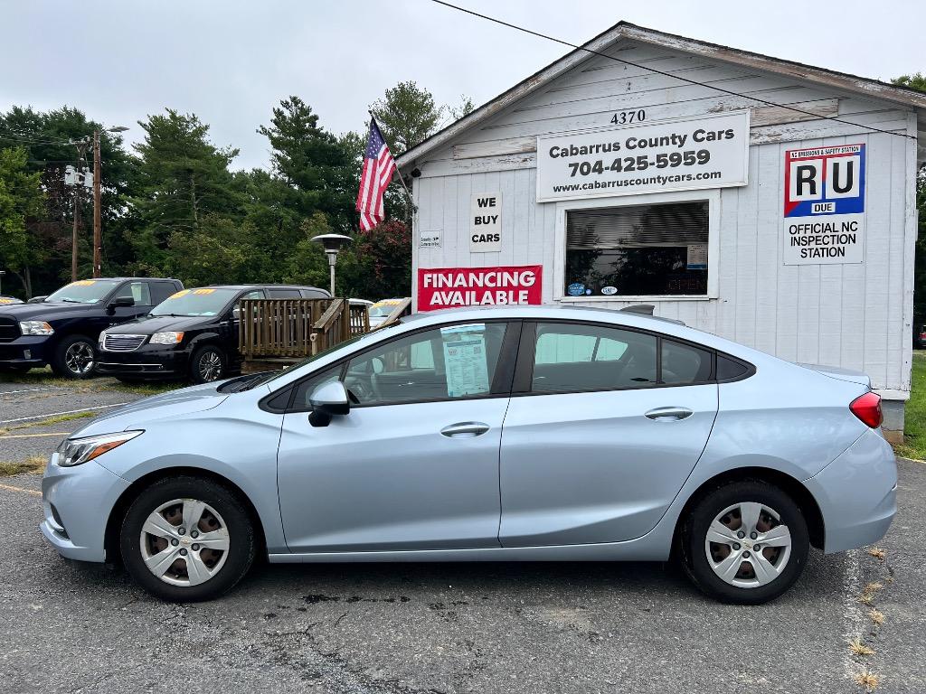 2018 Chevrolet Cruze - $9,599