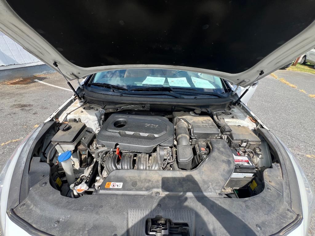 2015 Hyundai Sonata - $8,999