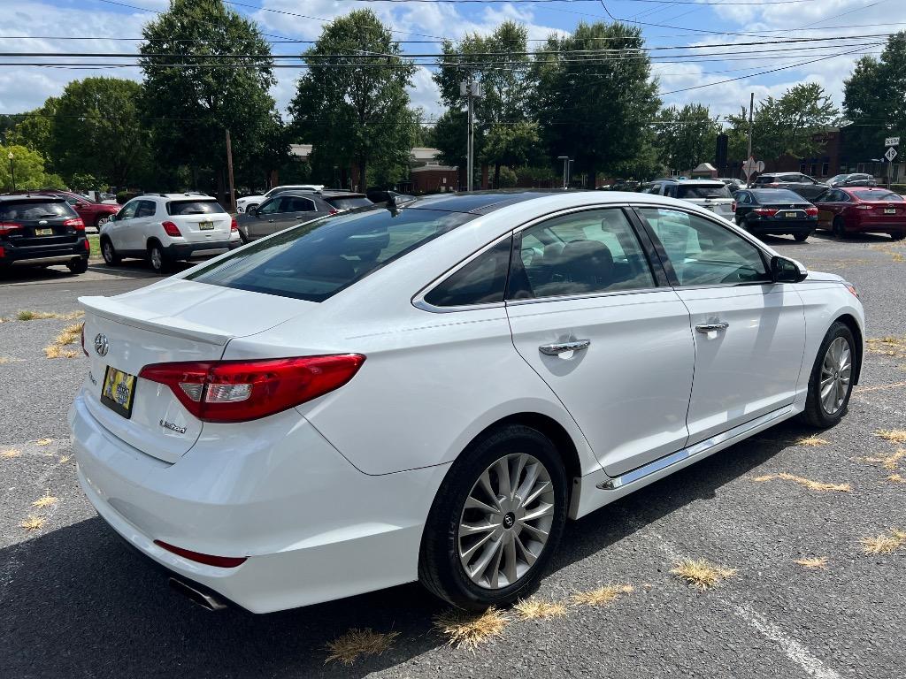 2015 Hyundai Sonata - $8,999