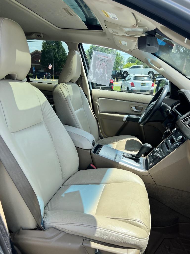 2013 Volvo XC90 - $6,299