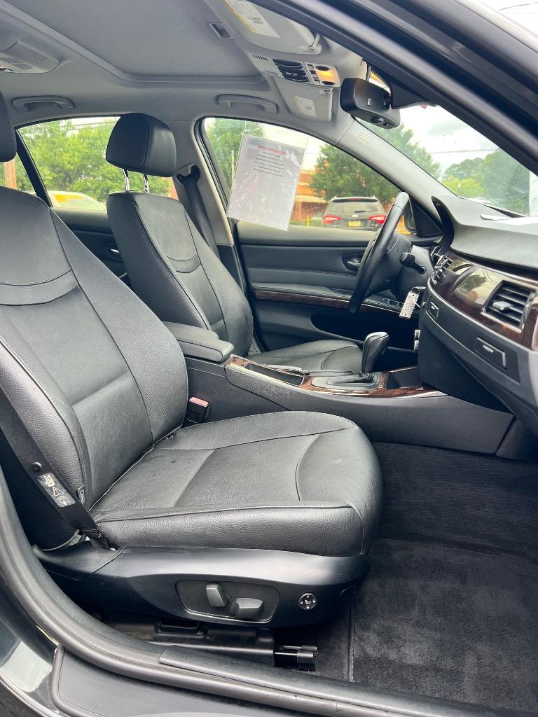 2011 BMW 328i - $7,599