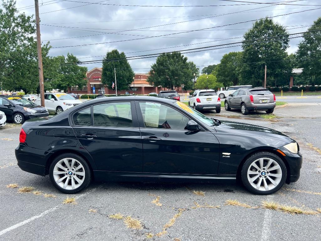 2011 BMW 328i - $7,599