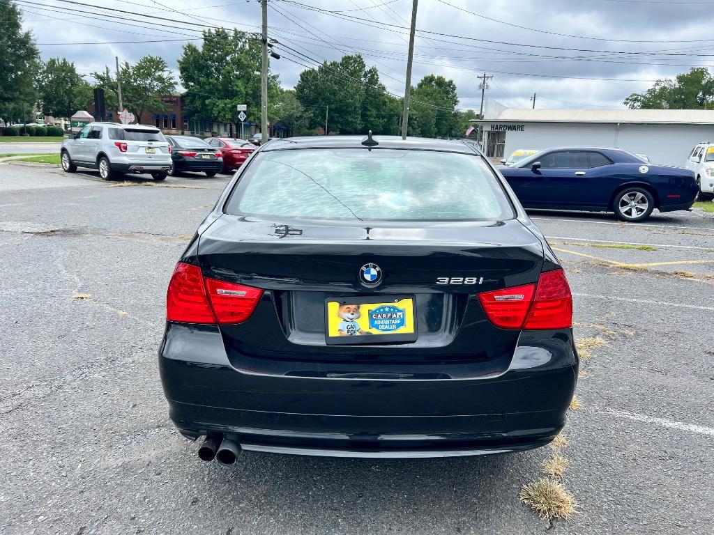 2011 BMW 328i - $7,599