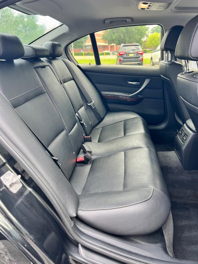 2011 BMW 328i - $7,599